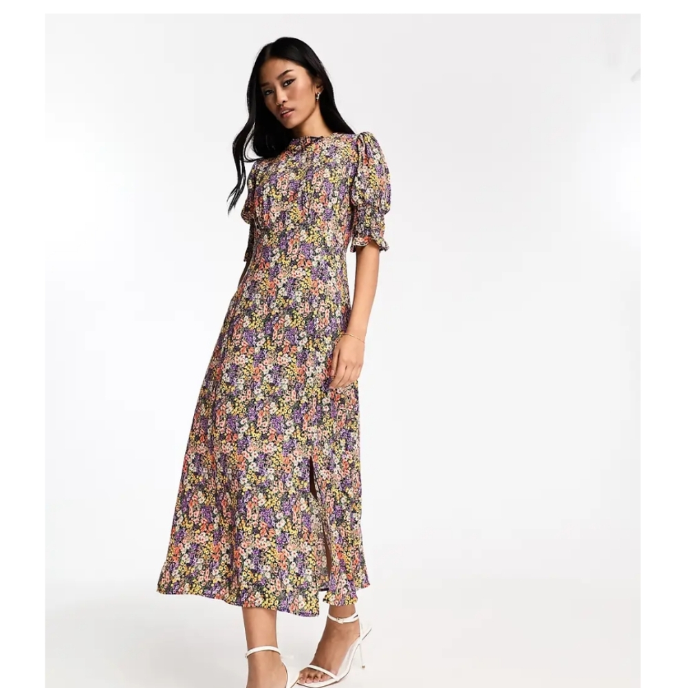 Nobody's Child Luna shirred sleeve midi dress in meadow floral in Purple